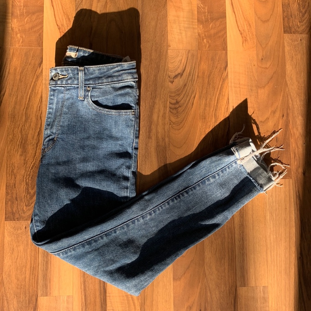 Levi’s 721 high rise skinny jean